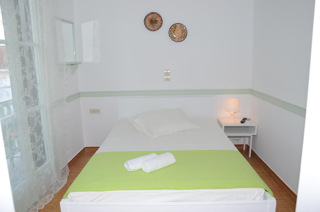 Aegli Rooms Wyspa Wyspa Tinos Pokój zdjęcie